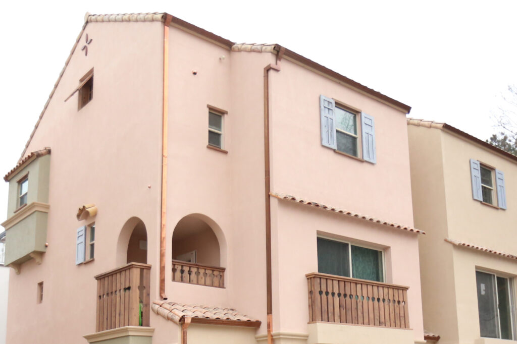 スタッコフレックスのタウンハウス。